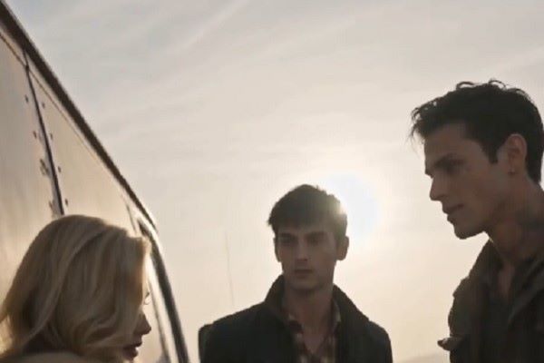 Gobierno el harén del yermo ReelShort