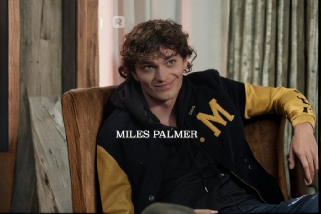 Jake Lively en Has sido reemplazado primer amor