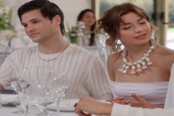 Serie Secretamente Enamorada de su Hermano 