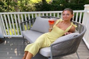 ReelShort’ s Best Actress: Meet Grace Woods Swanson - ReelShort Fandom