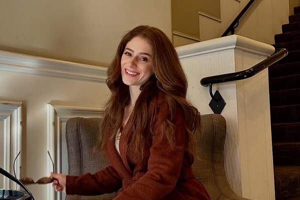 Anna DeRusso Actress