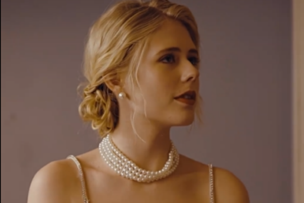 avery lynch behind the scenes