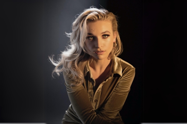 Get Into Bed With My Husband’s Best Friend Actors