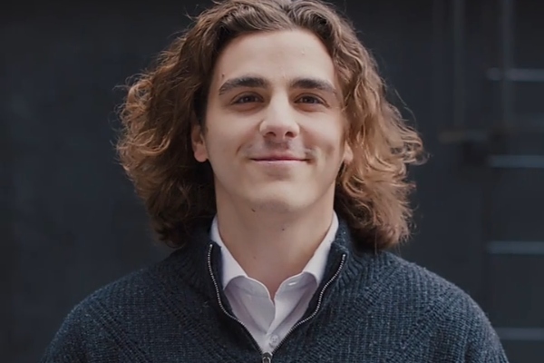 Jade Foster is Mine cast Spencer