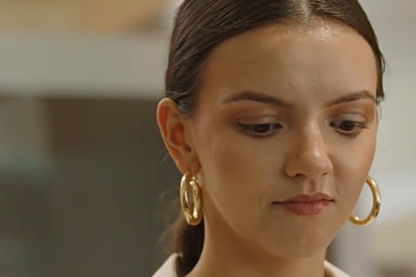 My Boss's Son Wants Me vertical drama Lucy