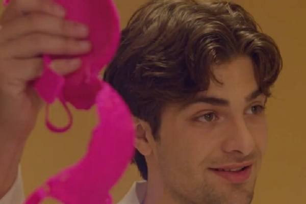 Never Too Late to Love You Cast Evan