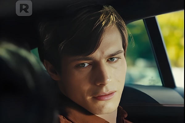 Stop Heartbreak She’s The One Movie