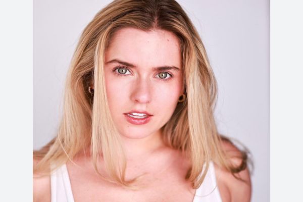 Take Me Hades I’m Dying cast