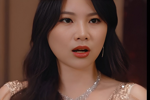 The Billionaire’s Spoiled Sister in Law Vivian