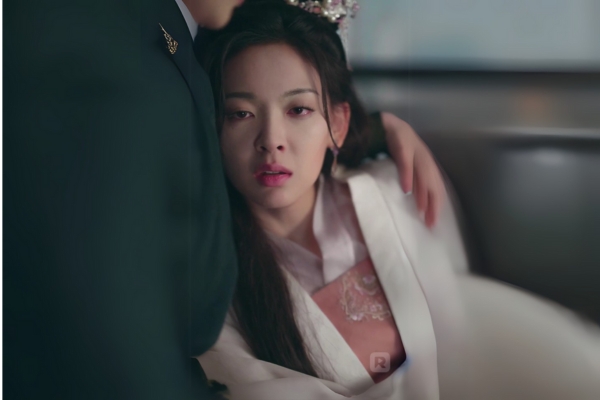 The Crowned Phoenix Switched Destiny Actor