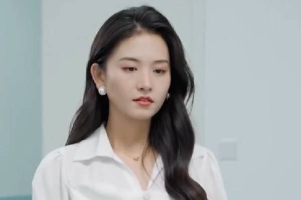 Dumped My Ex Now He’s My Billionaire Boss Cast Sarah