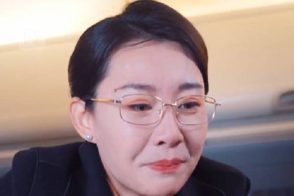 Little Devil Hands Off Cast Kane