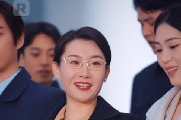 Little Devil Hands Off Short Drama Plot