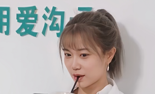 The Uncle's Sweetheart Cast Alison