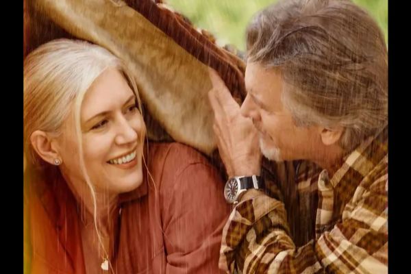 Twilight Romance Flash Marriage to Mature Tycoon