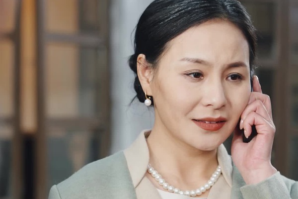 Dispel the Clouds Movie Cast