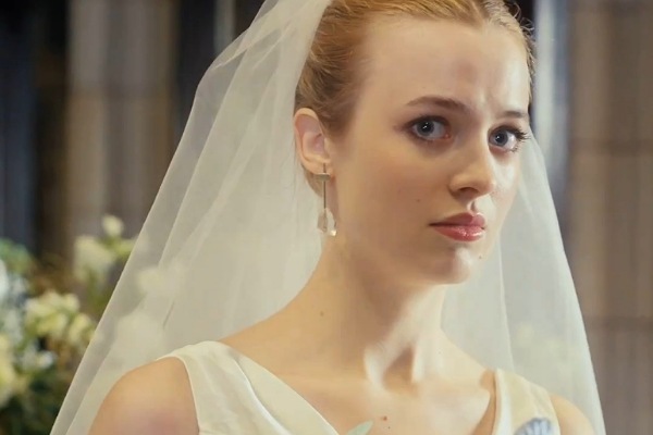 Freeze Runaway Groom cast Elena Flury plays Ivy in the movie.