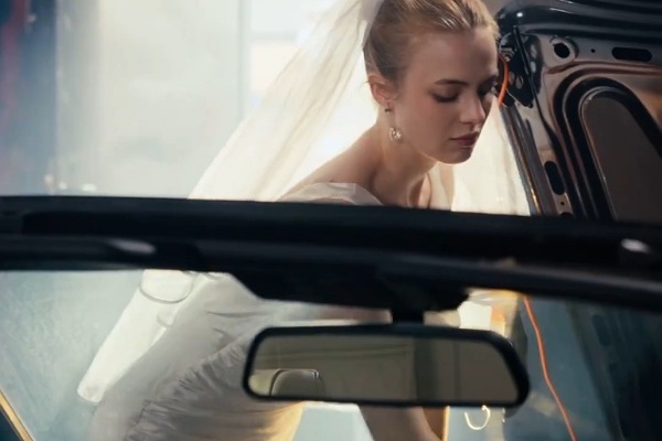 Freeze Runaway Groom Plot