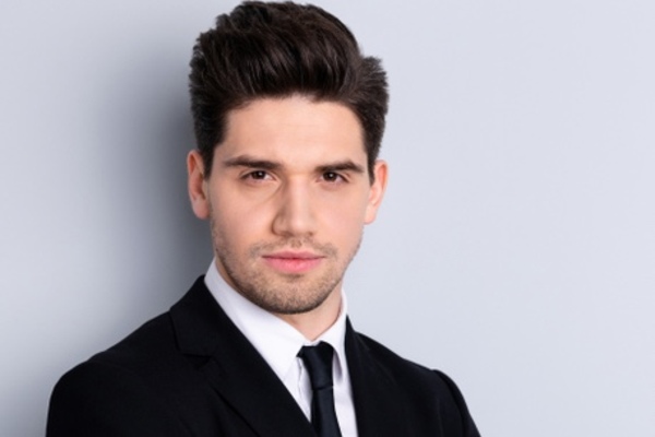 Hillbilly Girlie Marries A Billionaire Antagonist