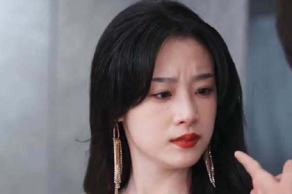 Love Conquers All Cast