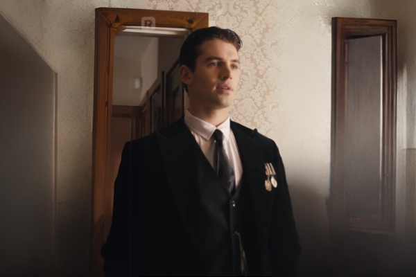 Royal Heir Breaks My Heart in a Warzone Movie Watch Full Episode