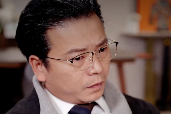 Ditch The Mommy Duties After Reborn Movie Lead Actor