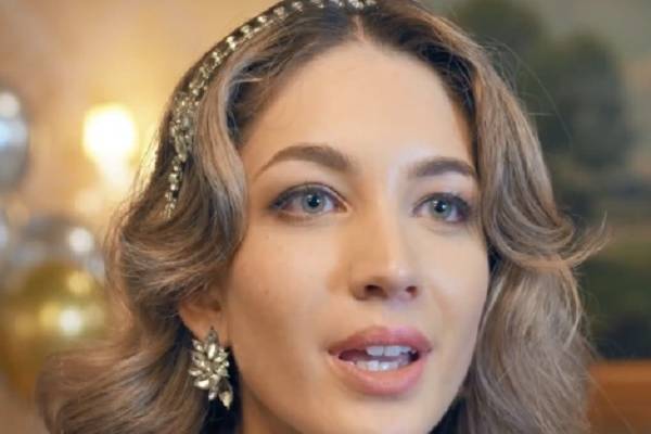 Heiress Returns Boss's Defense and Love Cast Ava