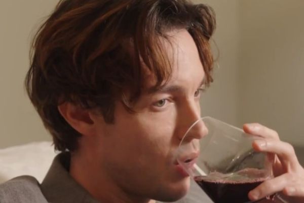 Noah Anderson in Hillbilly Girlie Marries Billionaire