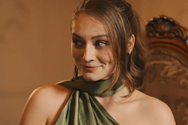 I Knew You Were Trouble Movie Plot