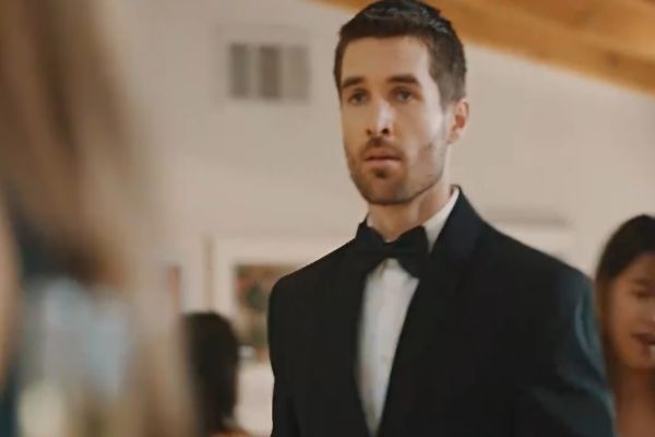 Love at 50 From Janitor to Billionaire's Wife ReelShort