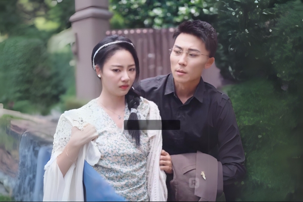 Reincarnated as the CEO’s Wife Watch Online