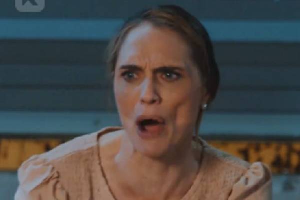 Song of My Mother's Tears Summary Backstory