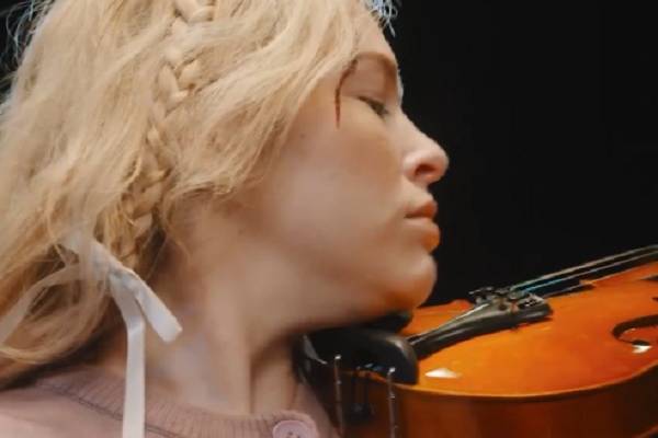 Song of My Mother's Tears Watch Online Reviews