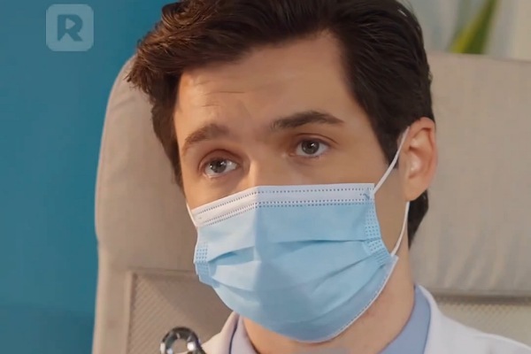 The Doctor Will See You Now Plot