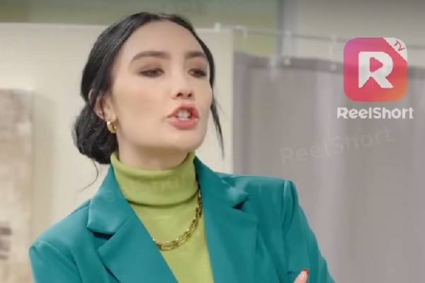 Under The Royal Rule Movie Cast Simone