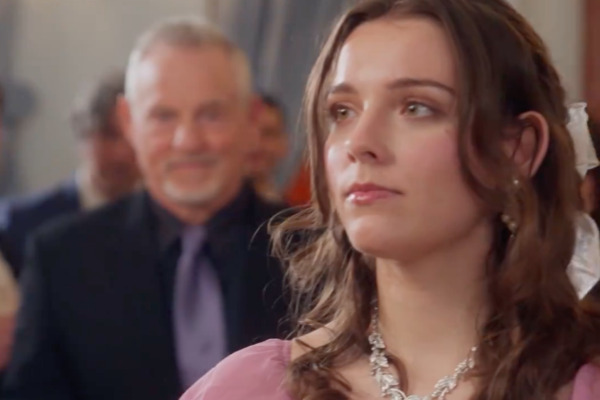 Accidental Triplets With The Billionaire Movie Lead Actress