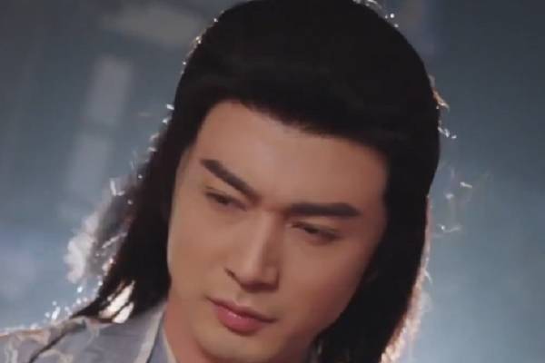 Cultivator In Camouflage Chinese Drama