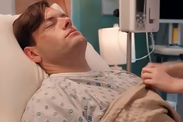 How to Dump a Hockey Star IMDB