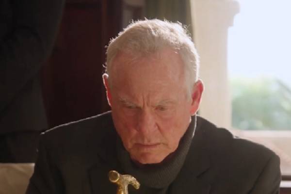 Queen Never Cry Episode 10