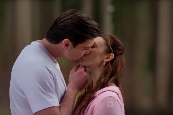 Swallow Me Whole Dailymotion