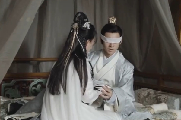 sweet and doting snake lord reelshort