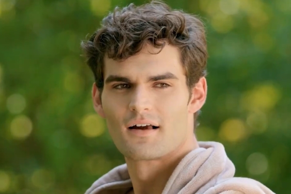 the ceo’s wife stole her life brandon pearson