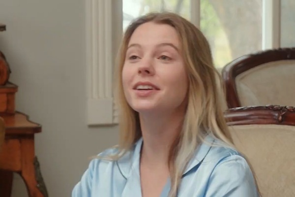 Two Girls One Crown Who's The Real Heiress Plot