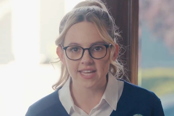 Oriana Sullivan Actress