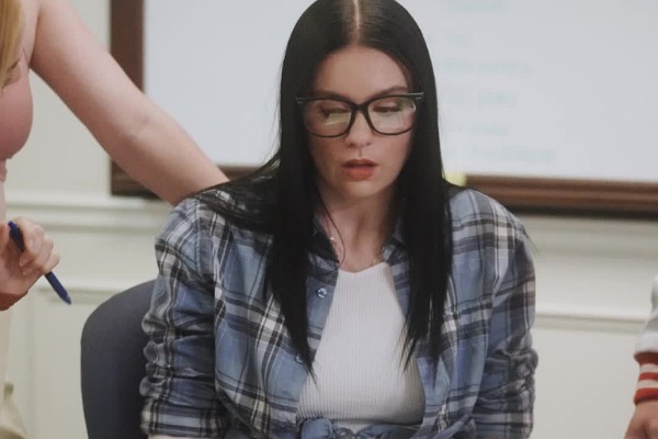 Secret Surrogate to the Mafia King Dailymotion Episodes