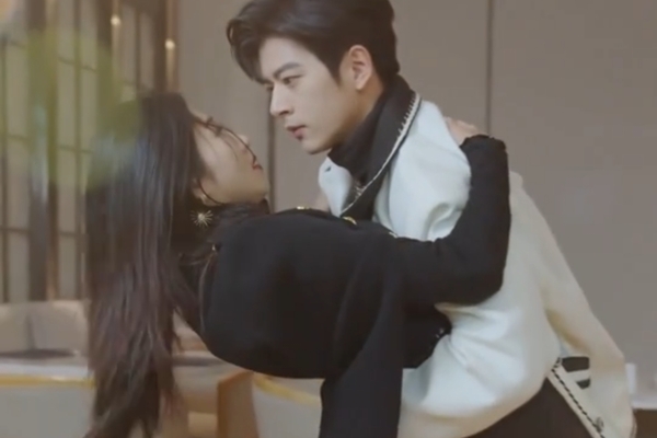 tell me you love me actress