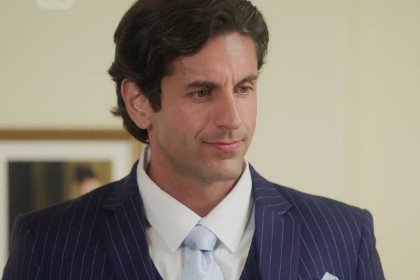 The Billionaire Female CEO from the Trailer Park Actor