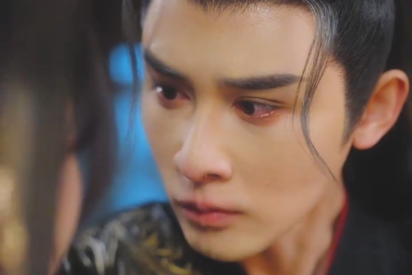 The Throne's Forbidden Love Storyline