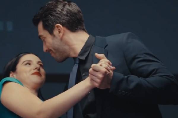 Watch 17 Heartbreaks