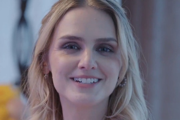 Eliza Stone in The Beast on Her Leash